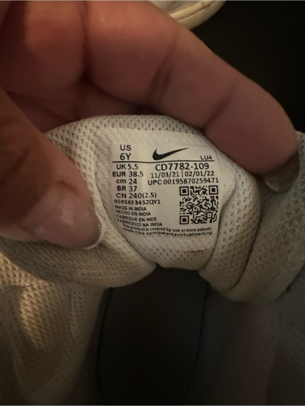 Nike Youth Sneakers - Light Gray/White Mesh